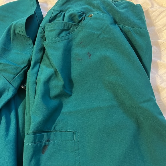 Cherokee iFlex Scrub set - Picture 2 of 2